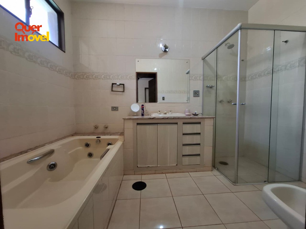 Casa, 5 quartos, 238 m² - Foto 23