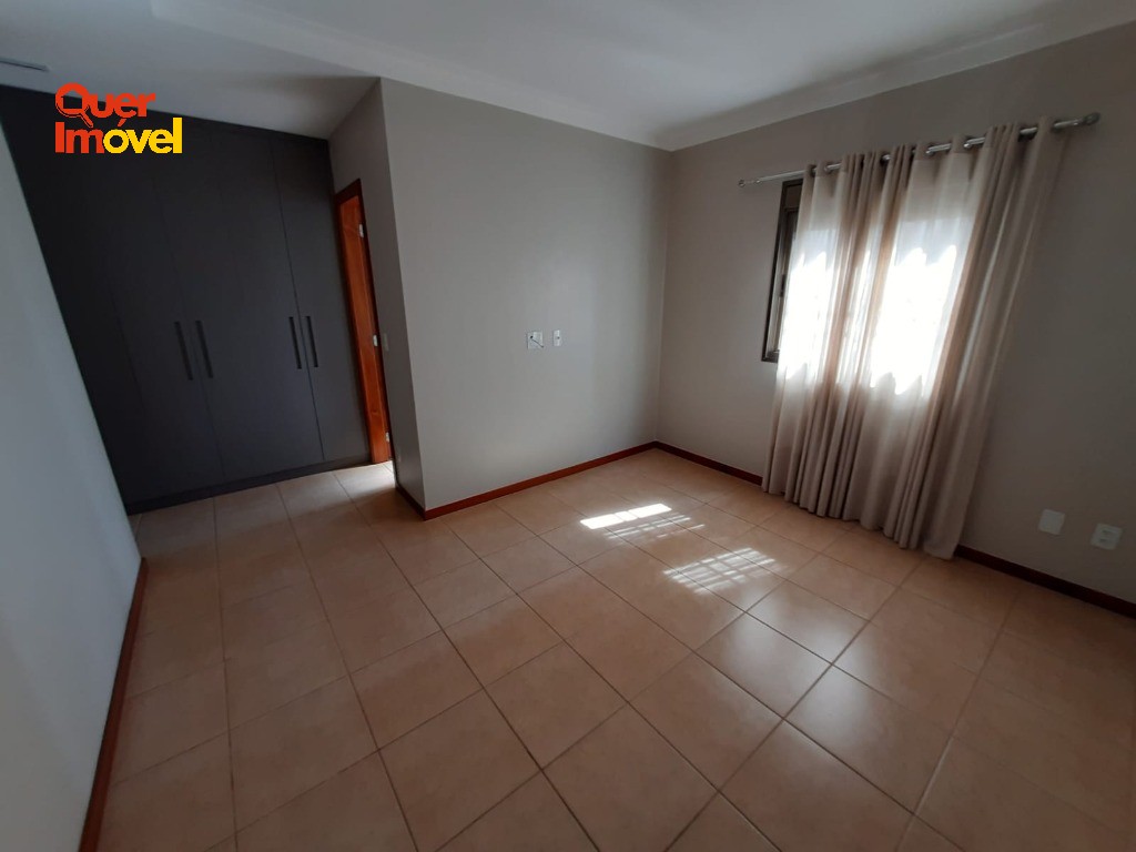 Apartamento, 3 quartos, 155 m² - Foto 2