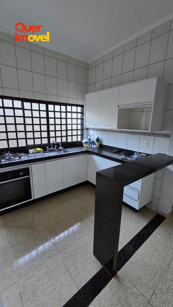 Casa, 4 quartos, 192 m² - Foto 3