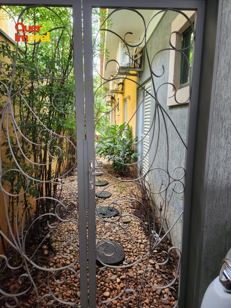 Casa, 4 quartos, 235 m² - Foto 8