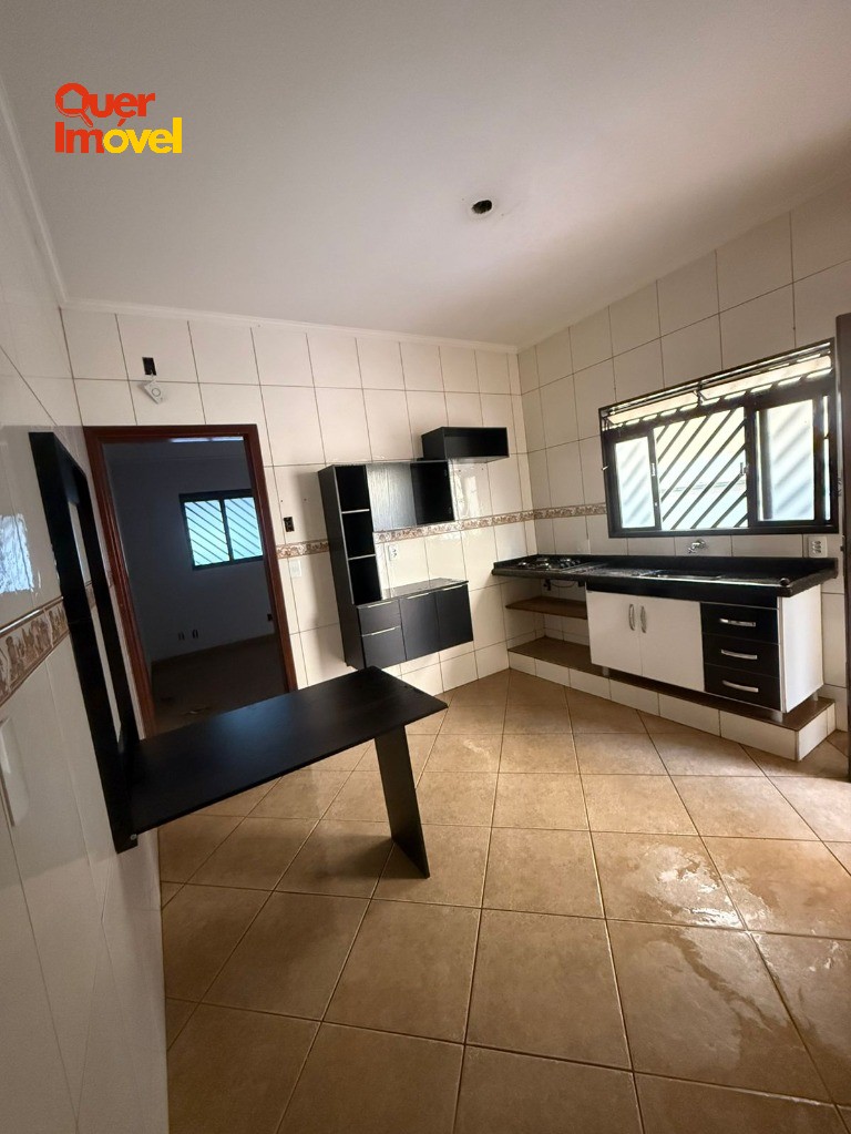 Imperdível oportunidade: Casa à venda no Planalto Verde, Ribeirão Preto-SP, 2 quartos, 1 suíte, 1 sala, 2 banheiros, 1 vaga de garagem! Quer Imóvel Negócios Imobiliários.