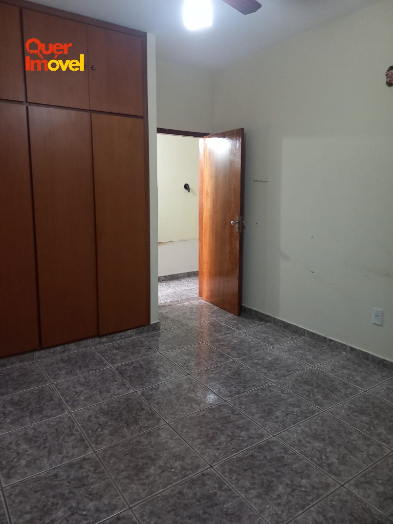 Casa, 4 quartos, 242 m² - Foto 40