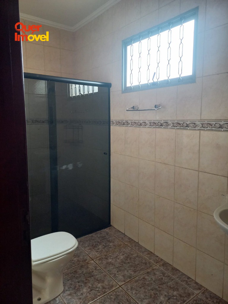 Casa, 4 quartos, 242 m² - Foto 35
