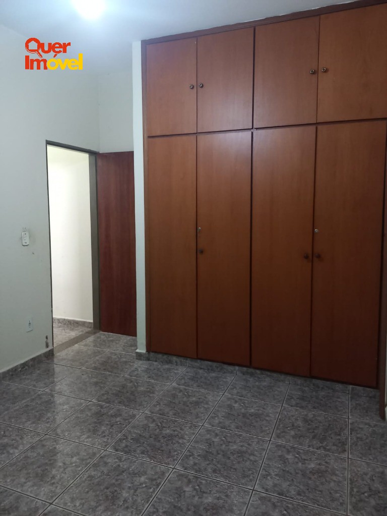 Casa, 4 quartos, 242 m² - Foto 30