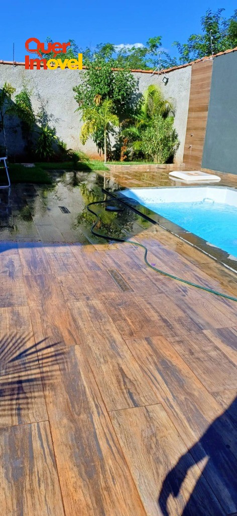 Área de Lazer à venda em Jardinópolis-SP, Jurucê: 1 quarto, 1 sala, 1 banheiro, 260,00 m². Imperdível! Quer Imóvel Negócios Imobiliários!
