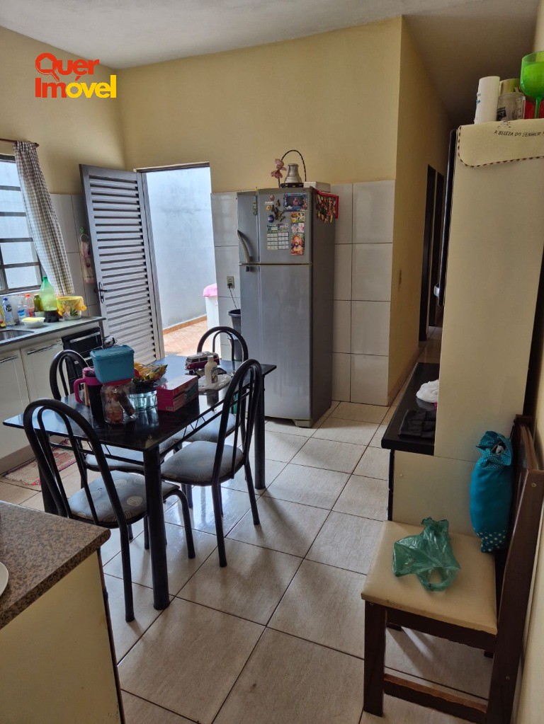 Casa, 2 quartos, 180 m² - Foto 6