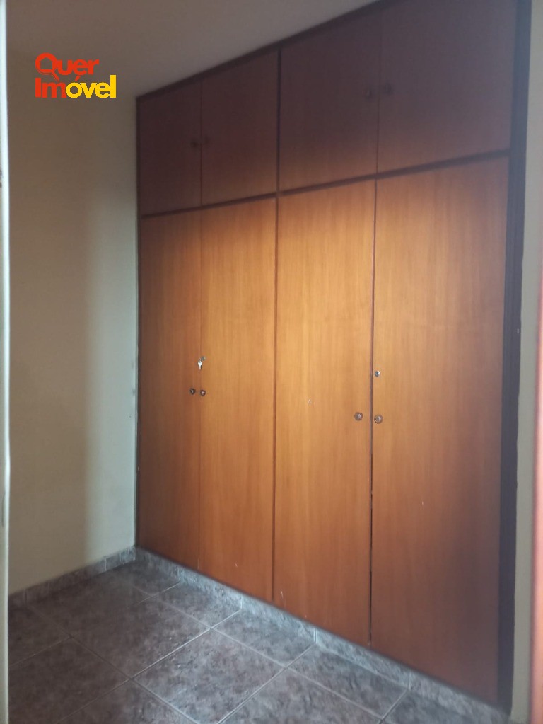 Casa, 4 quartos, 242 m² - Foto 31