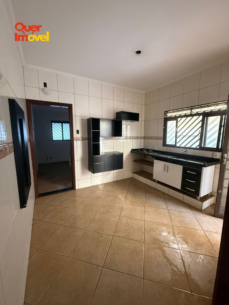 Imperdível oportunidade: Casa à venda no Planalto Verde, Ribeirão Preto-SP, 2 quartos, 1 suíte, 1 sala, 2 banheiros, 1 vaga de garagem! Quer Imóvel Negócios Imobiliários.