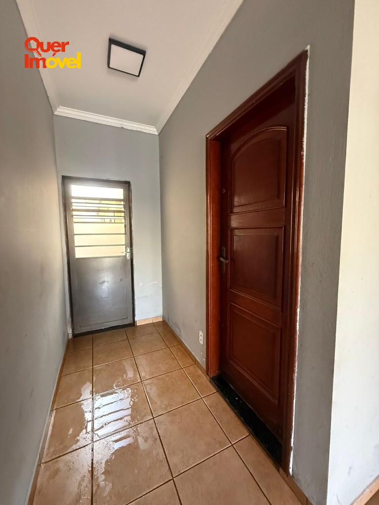 Imperdível oportunidade: Casa à venda no Planalto Verde, Ribeirão Preto-SP, 2 quartos, 1 suíte, 1 sala, 2 banheiros, 1 vaga de garagem! Quer Imóvel Negócios Imobiliários.