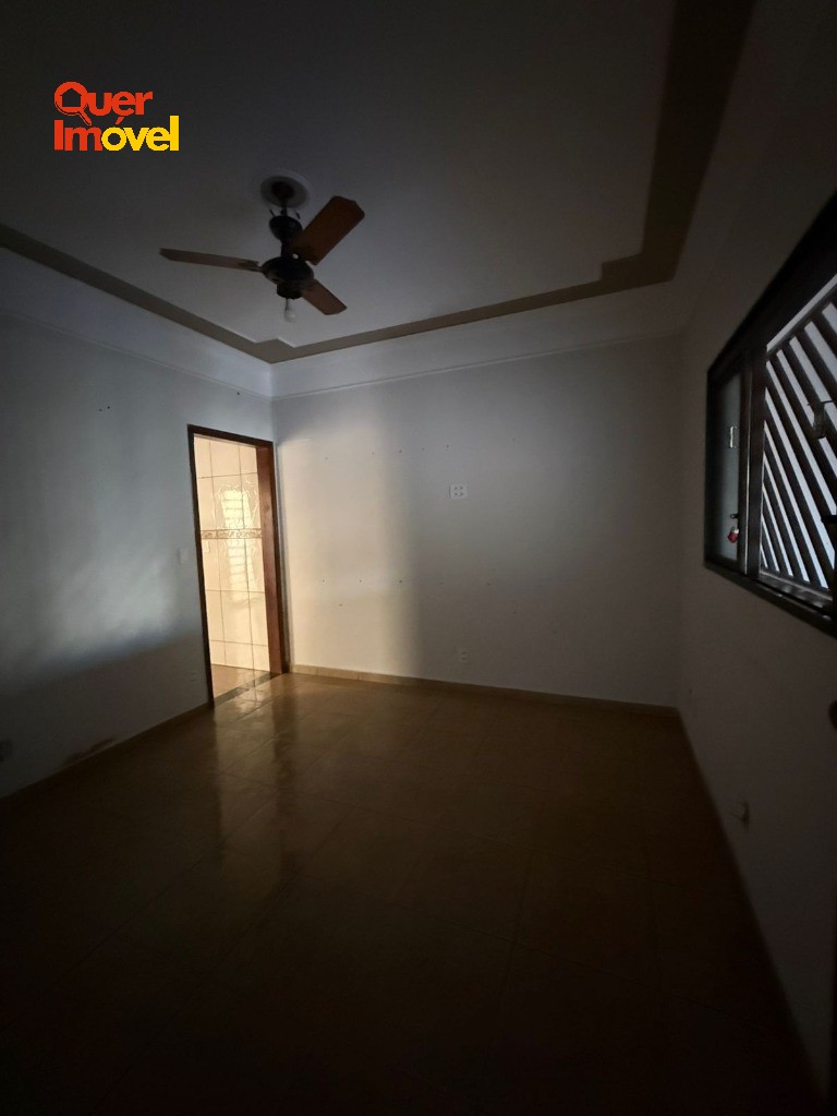 Imperdível oportunidade: Casa à venda no Planalto Verde, Ribeirão Preto-SP, 2 quartos, 1 suíte, 1 sala, 2 banheiros, 1 vaga de garagem! Quer Imóvel Negócios Imobiliários.