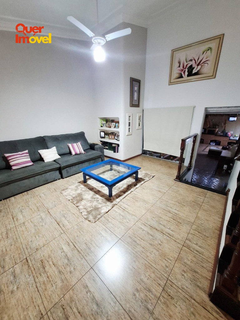 Casa, 3 quartos, 250 m² - Foto 9