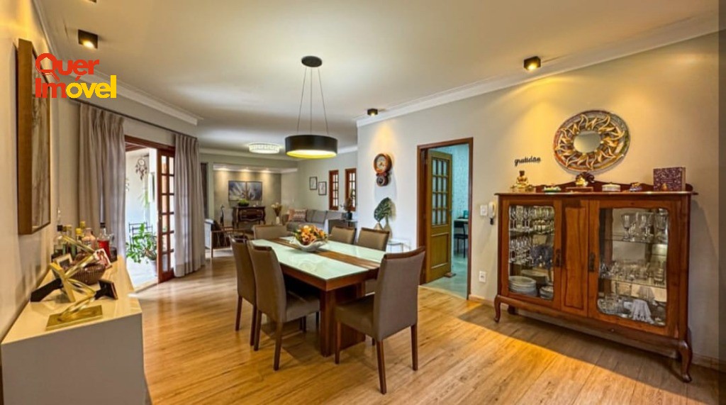 Casa, 3 quartos, 280 m² - Foto 4