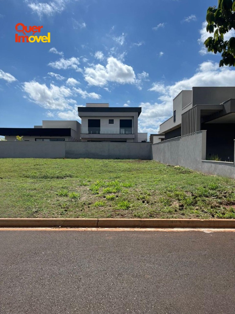 Loteamento e Condomínio, 300 m² - Foto 1