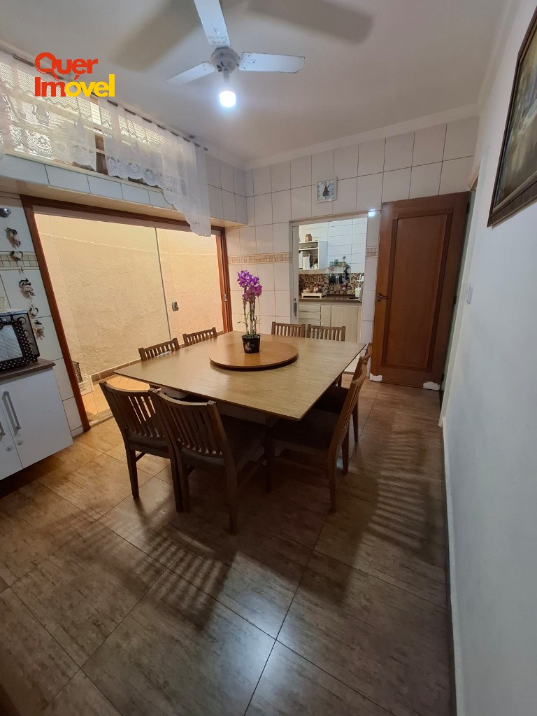 Casa, 3 quartos, 250 m² - Foto 13