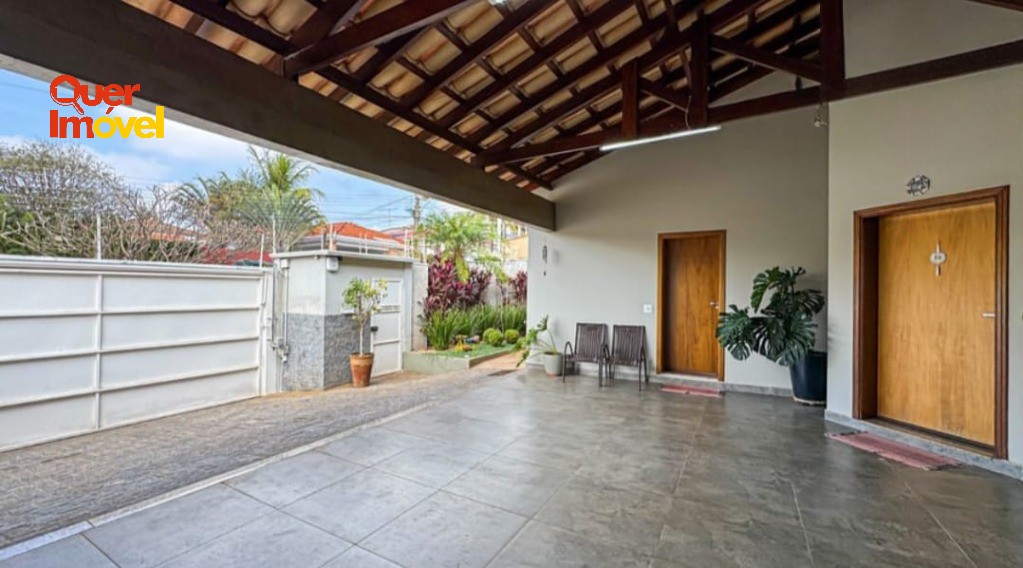 Casa, 3 quartos, 280 m² - Foto 2
