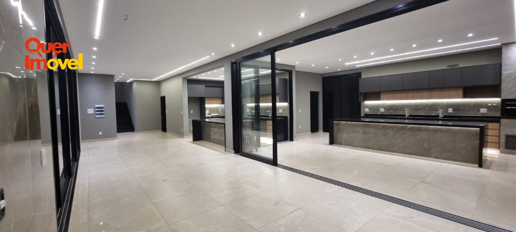 Oportunidade única: Casa de alto padrão em condomínio à venda em Ribeirão Preto-SP no Residencial E Empresarial Alphaville! 4 quartos, 4 suítes, 2 salas, 7 banheiros, 6 vagas de garagem, 421m². Quer…