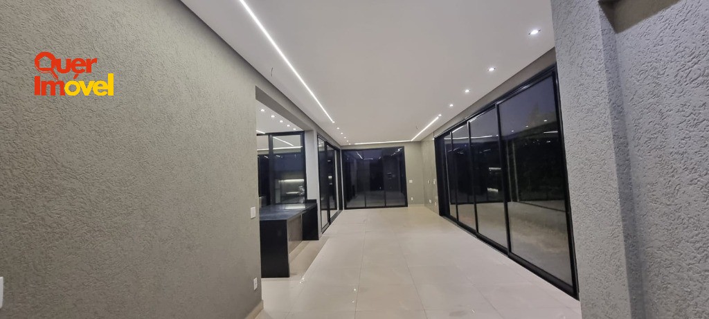 Oportunidade única: Casa de alto padrão em condomínio à venda em Ribeirão Preto-SP no Residencial E Empresarial Alphaville! 4 quartos, 4 suítes, 2 salas, 7 banheiros, 6 vagas de garagem, 421m². Quer…