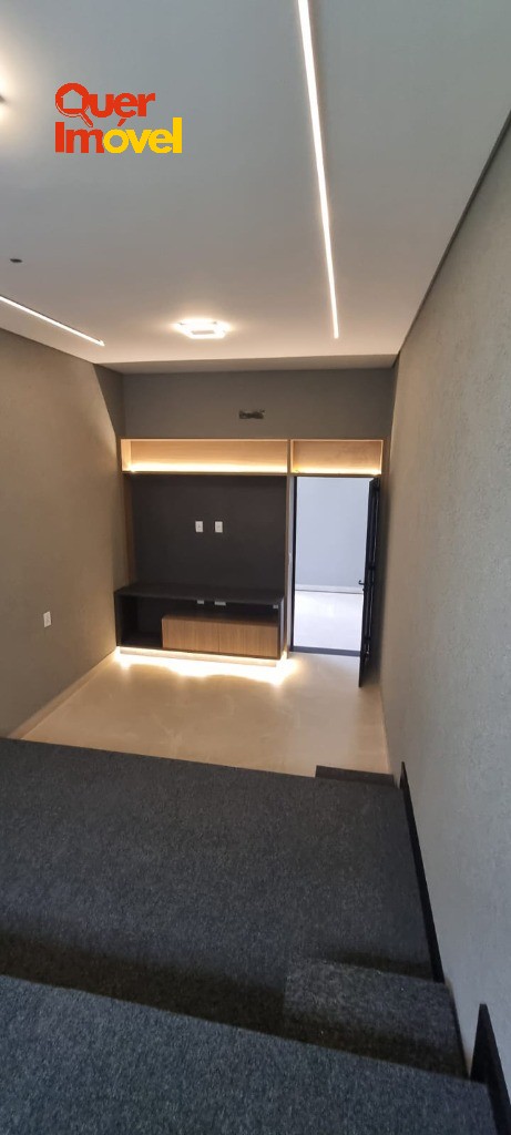 Oportunidade única: Casa de alto padrão em condomínio à venda em Ribeirão Preto-SP no Residencial E Empresarial Alphaville! 4 quartos, 4 suítes, 2 salas, 7 banheiros, 6 vagas de garagem, 421m². Quer…