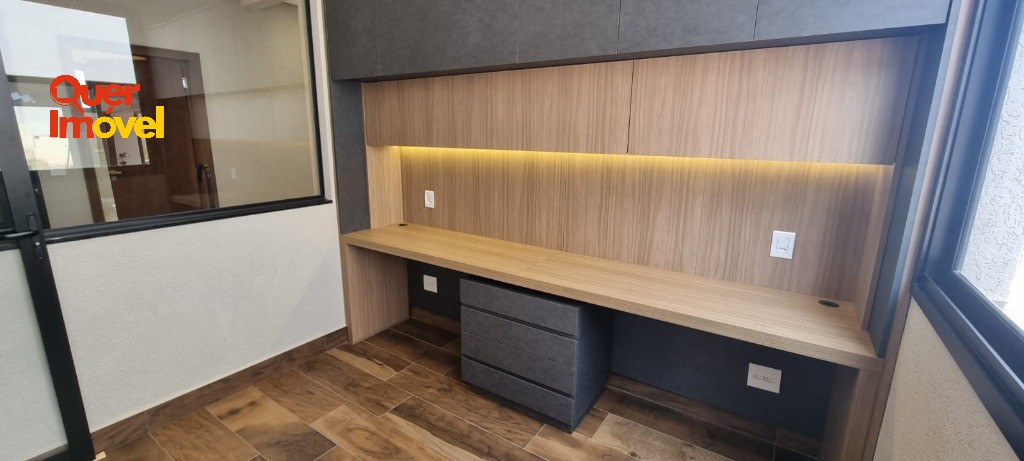 Oportunidade única: Casa de alto padrão em condomínio à venda em Ribeirão Preto-SP no Residencial E Empresarial Alphaville! 4 quartos, 4 suítes, 2 salas, 7 banheiros, 6 vagas de garagem, 421m². Quer…