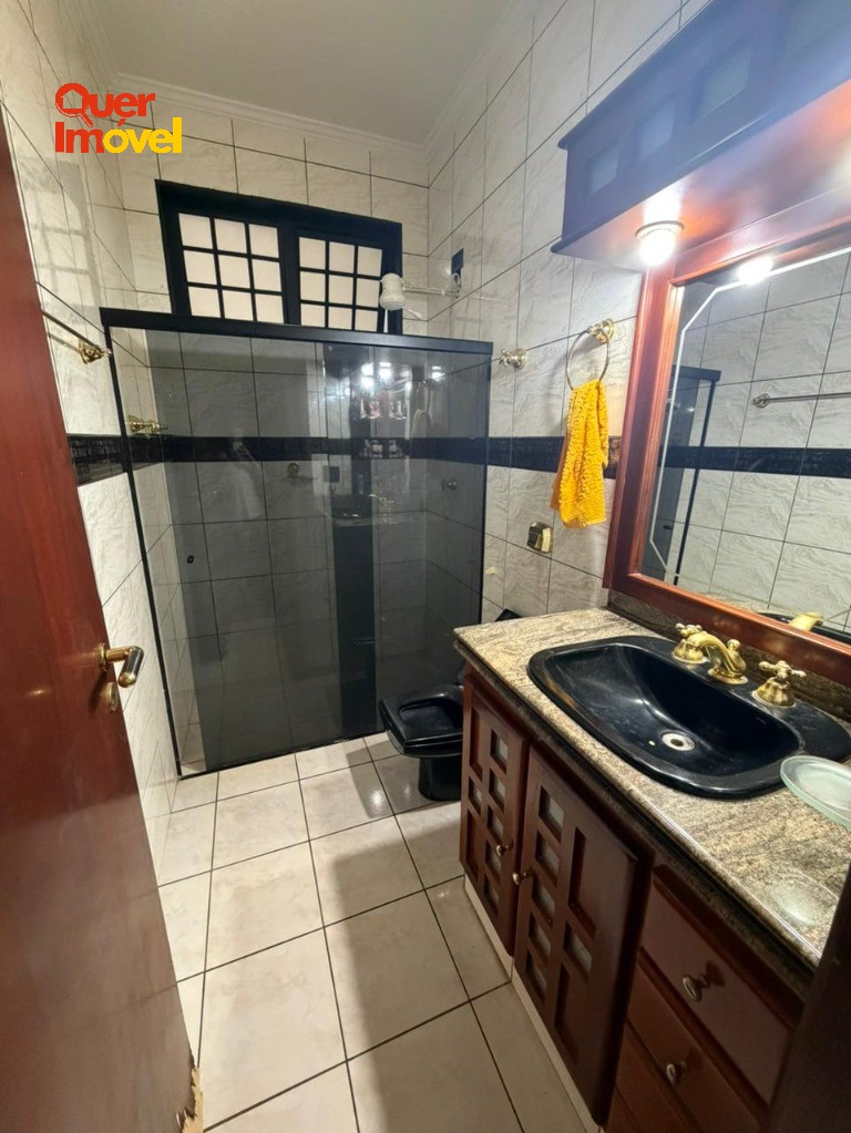 Casa, 3 quartos, 260 m² - Foto 14