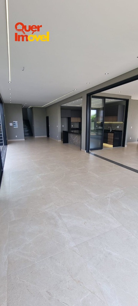 Oportunidade única: Casa de alto padrão em condomínio à venda em Ribeirão Preto-SP no Residencial E Empresarial Alphaville! 4 quartos, 4 suítes, 2 salas, 7 banheiros, 6 vagas de garagem, 421m². Quer…
