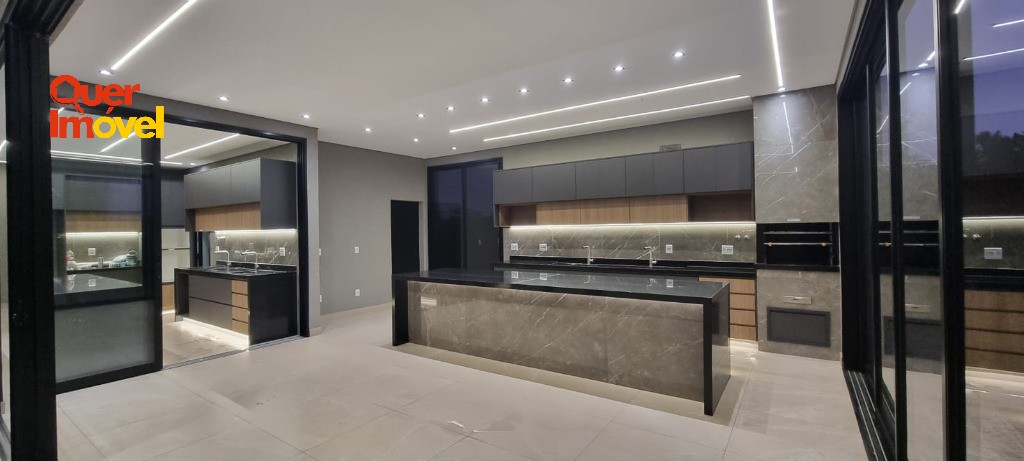 Oportunidade única: Casa de alto padrão em condomínio à venda em Ribeirão Preto-SP no Residencial E Empresarial Alphaville! 4 quartos, 4 suítes, 2 salas, 7 banheiros, 6 vagas de garagem, 421m². Quer…