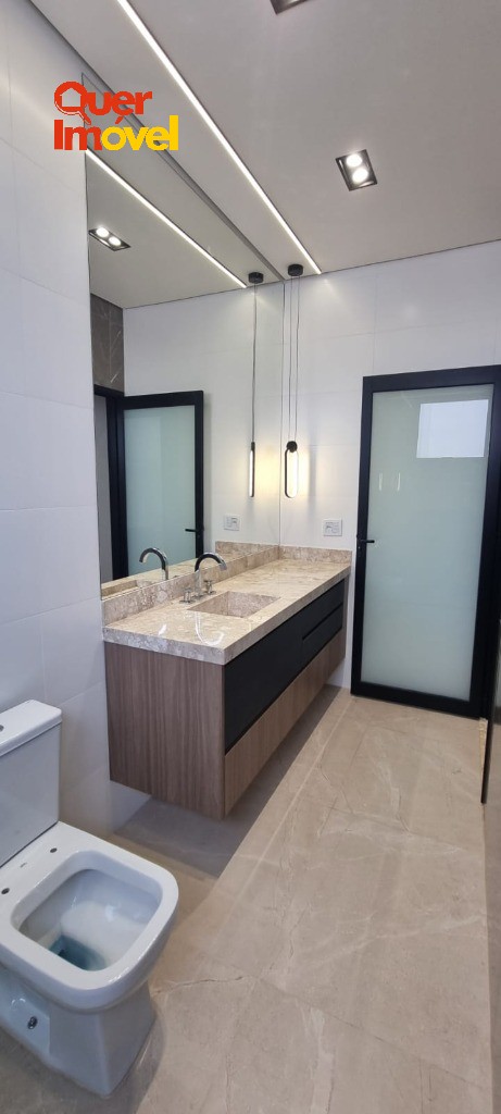 Oportunidade única: Casa de alto padrão em condomínio à venda em Ribeirão Preto-SP no Residencial E Empresarial Alphaville! 4 quartos, 4 suítes, 2 salas, 7 banheiros, 6 vagas de garagem, 421m². Quer…