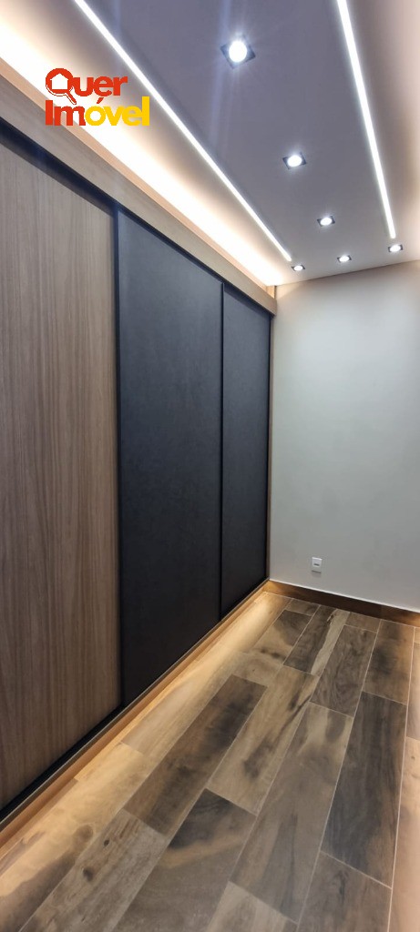Oportunidade única: Casa de alto padrão em condomínio à venda em Ribeirão Preto-SP no Residencial E Empresarial Alphaville! 4 quartos, 4 suítes, 2 salas, 7 banheiros, 6 vagas de garagem, 421m². Quer…