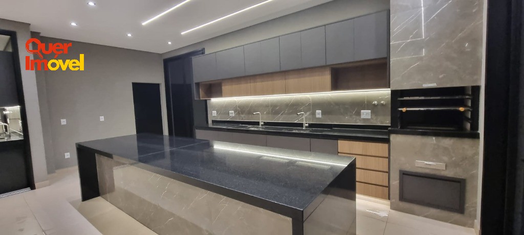 Oportunidade única: Casa de alto padrão em condomínio à venda em Ribeirão Preto-SP no Residencial E Empresarial Alphaville! 4 quartos, 4 suítes, 2 salas, 7 banheiros, 6 vagas de garagem, 421m². Quer…