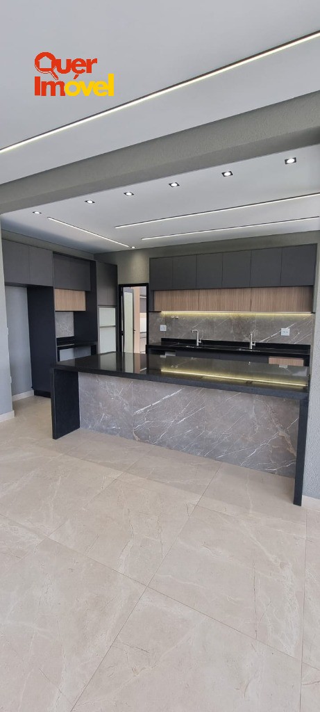 Oportunidade única: Casa de alto padrão em condomínio à venda em Ribeirão Preto-SP no Residencial E Empresarial Alphaville! 4 quartos, 4 suítes, 2 salas, 7 banheiros, 6 vagas de garagem, 421m². Quer…