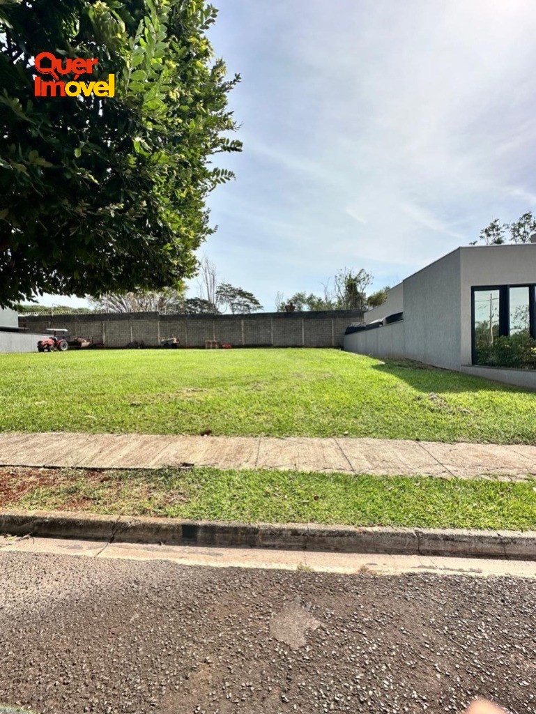 Loteamento e Condomínio, 250 m² - Foto 1