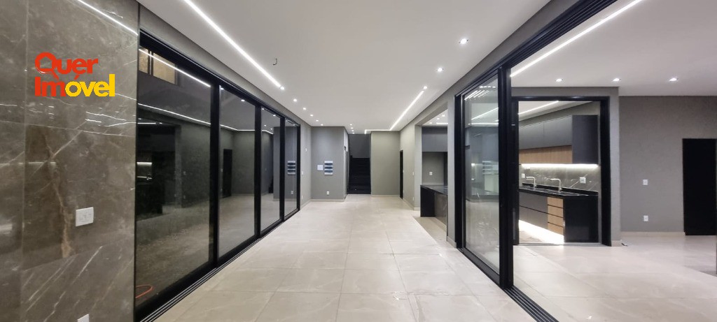 Oportunidade única: Casa de alto padrão em condomínio à venda em Ribeirão Preto-SP no Residencial E Empresarial Alphaville! 4 quartos, 4 suítes, 2 salas, 7 banheiros, 6 vagas de garagem, 421m². Quer…
