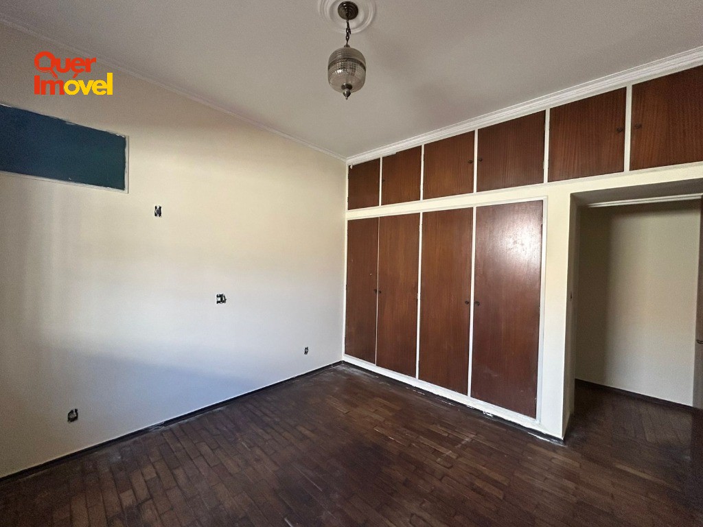 Casa, 3 quartos, 225 m² - Foto 11