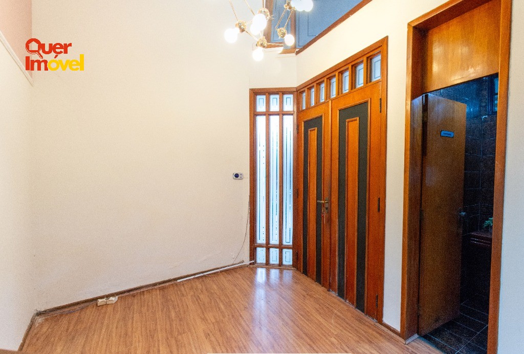Casa, 4 quartos, 312 m² - Foto 1