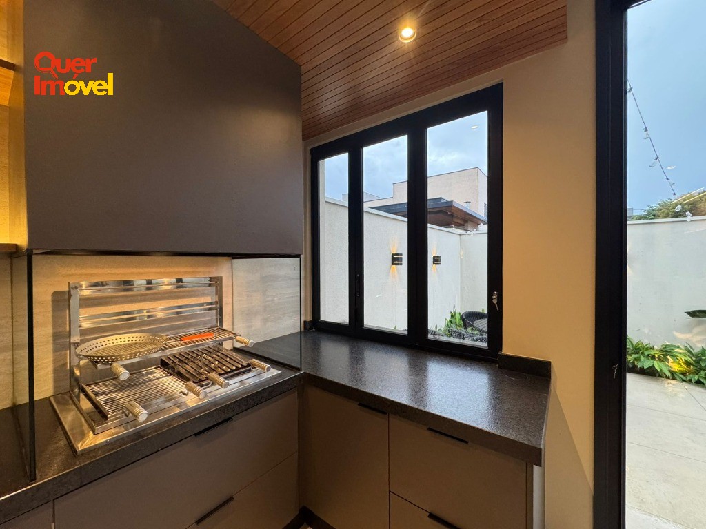 Oportunidade única: Casa de alto padrão em condomínio no Residencial Alto do Castelo, Ribeirão Preto-SP! 3 quartos, 3 suítes, 2 salas, 4 banheiros, 4 vagas de garagem, 220m². Quer Imóvel Negócios…