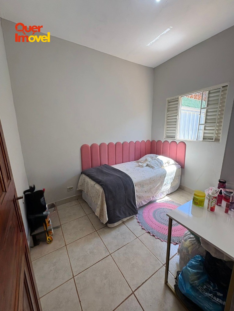 Casa à venda em Ribeirão Preto-SP, Parque Residencial Cândido Portinari: 03 casas em um terreno de 392m² -Quer Imóvel Negócios Imobiliários.