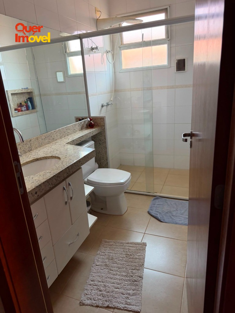 Casa Alto Padrão à Venda no Condomínio Laranjeiras 3 Suítes, Piscina Aquecida, Energia Fotovoltaica em Ribeirão Preto