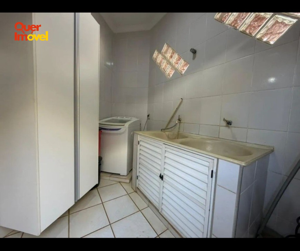 Casa à Venda em Ribeirão Preto-SP, no Jardim Palmares: 3 Quartos, 3 Suítes, 4 Banheiros, 4 Vagas, 204m².
