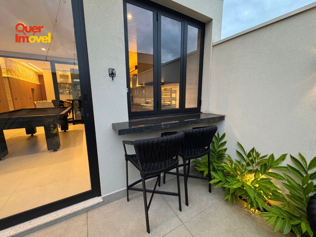 Oportunidade única: Casa de alto padrão em condomínio no Residencial Alto do Castelo, Ribeirão Preto-SP! 3 quartos, 3 suítes, 2 salas, 4 banheiros, 4 vagas de garagem, 220m². Quer Imóvel Negócios…