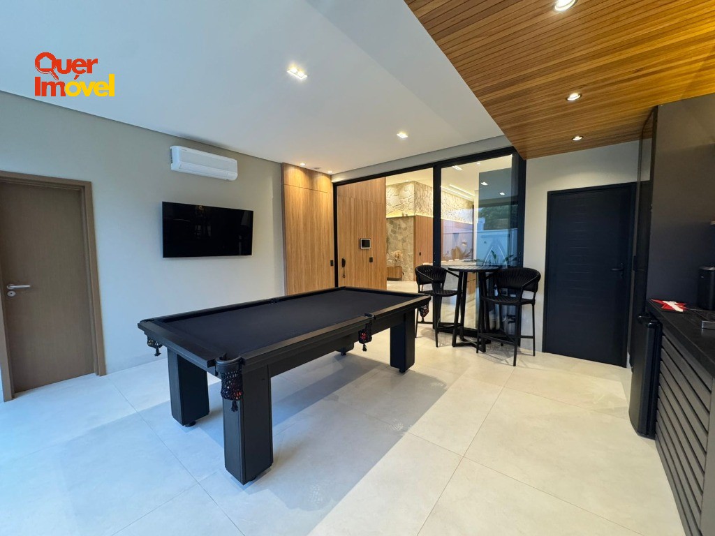 Oportunidade única: Casa de alto padrão em condomínio no Residencial Alto do Castelo, Ribeirão Preto-SP! 3 quartos, 3 suítes, 2 salas, 4 banheiros, 4 vagas de garagem, 220m². Quer Imóvel Negócios…