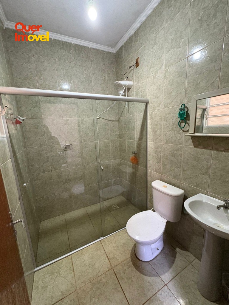 Casa à venda em Ribeirão Preto-SP, Parque Residencial Cândido Portinari: 03 casas em um terreno de 392m² -Quer Imóvel Negócios Imobiliários.
