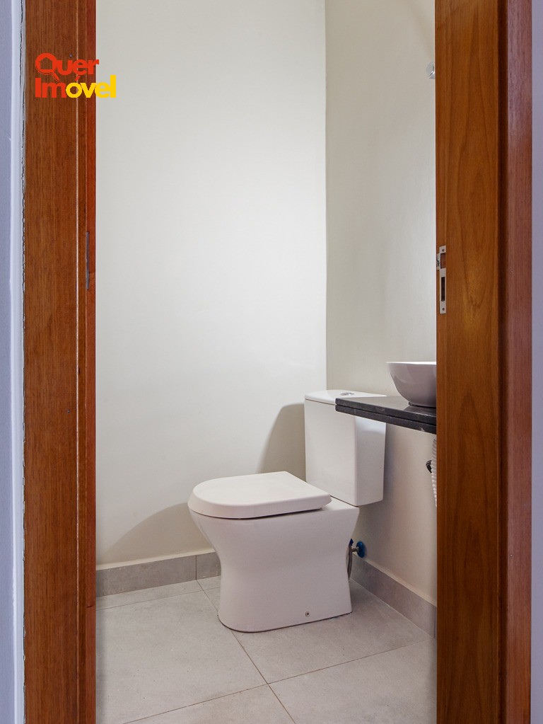 Oportunidade imperdível: Casa à venda em Ribeirão Preto-SP, Jardim Paulista. 3 quartos, 1 suíte, 1 sala, 2 banheiros, 2 vagas, 170m².