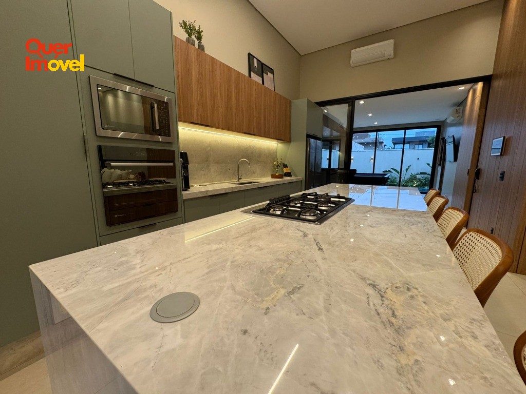 Oportunidade única: Casa de alto padrão em condomínio no Residencial Alto do Castelo, Ribeirão Preto-SP! 3 quartos, 3 suítes, 2 salas, 4 banheiros, 4 vagas de garagem, 220m². Quer Imóvel Negócios…