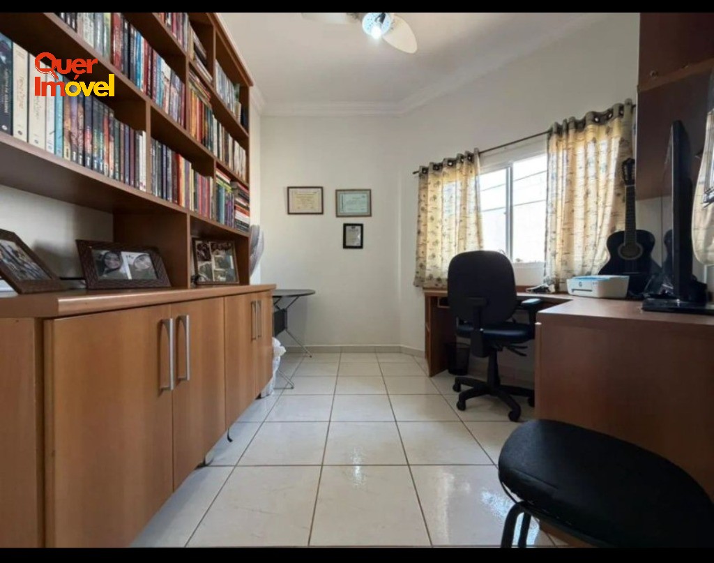 Casa à Venda em Ribeirão Preto-SP, no Jardim Palmares: 3 Quartos, 3 Suítes, 4 Banheiros, 4 Vagas, 204m².