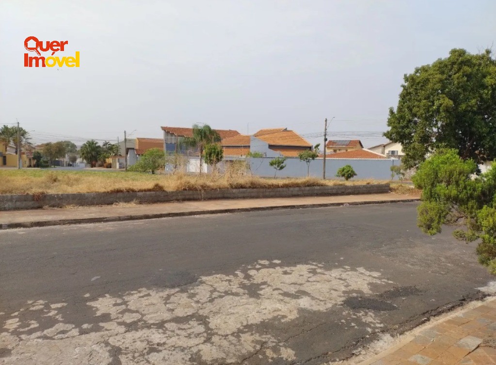 Terreno à venda na zona leste de Ribeirão Preto-SP, 250m² na Nova Ribeirânia, próximo ao Fórum e Novo Shopping! Consulte nosso corretor!