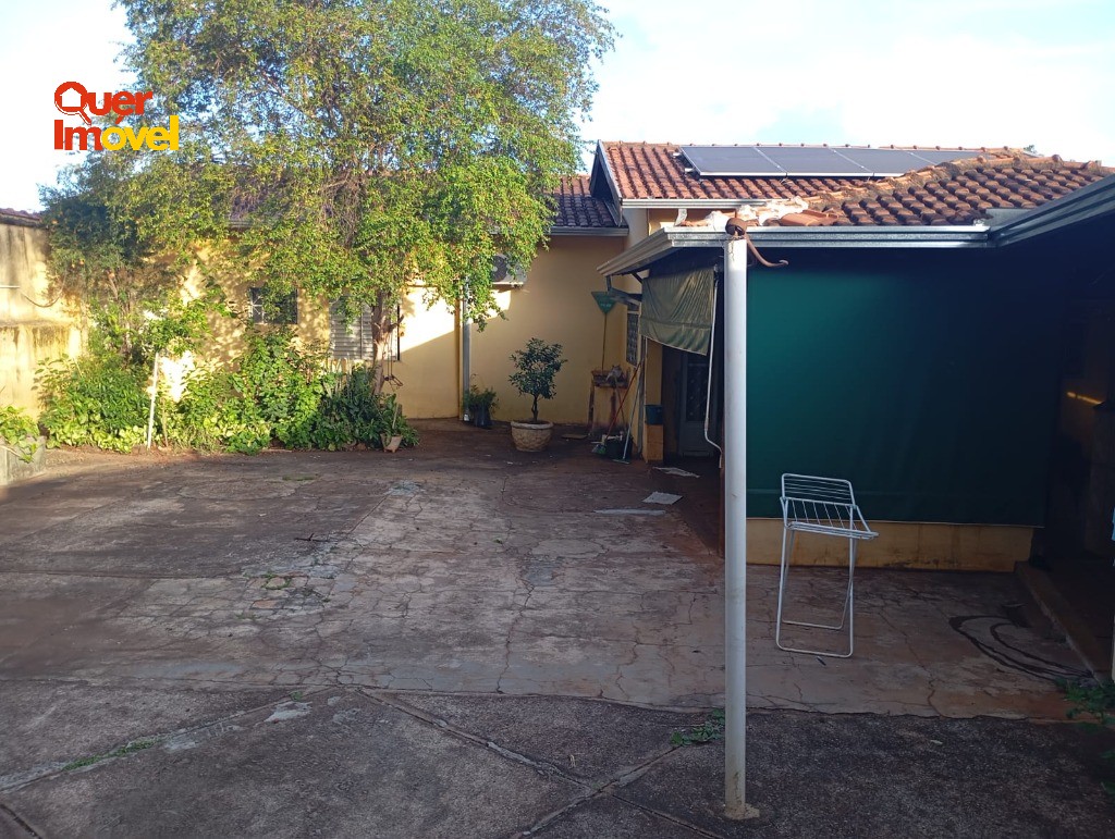 Residência moderna com 3 quartos e 4 vagas de garagem em jar