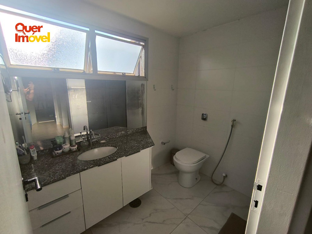 Apartamento à venda no Centro de Ribeirão Preto-SP 3 quartos, 1 suíte, 139m² Oportunidade única!