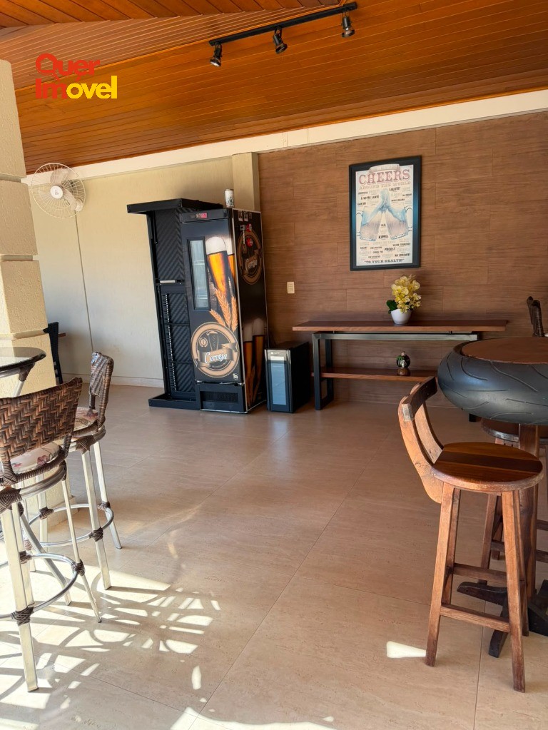 Casa alto padrão à venda no condomínio laranjeiras 3 suítes,