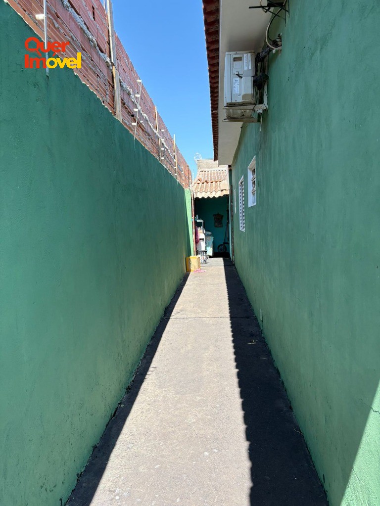 Casa à venda em Ribeirão Preto-SP, Parque Residencial Cândido Portinari: 03 casas em um terreno de 392m² -Quer Imóvel Negócios Imobiliários.