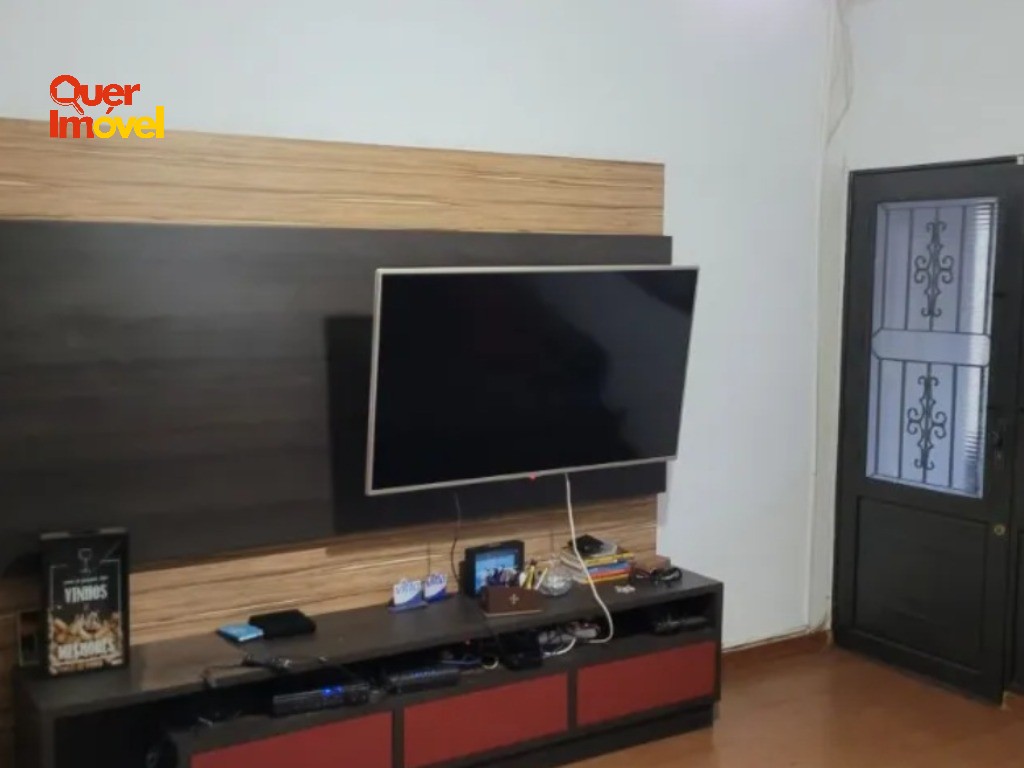 Imperdível oportunidade! Casa à venda em Ribeirão Preto-SP, bairro Planalto Verde, 2 quartos, 1 sala, 1 banheiro, 2 vagas, 162 m².